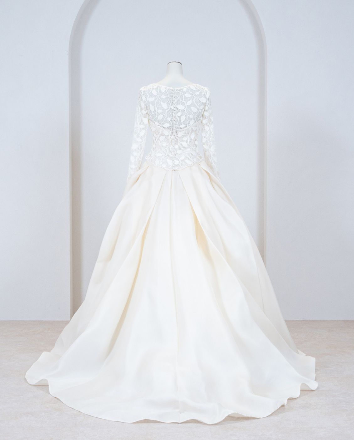 PETER LANGER:Josephine